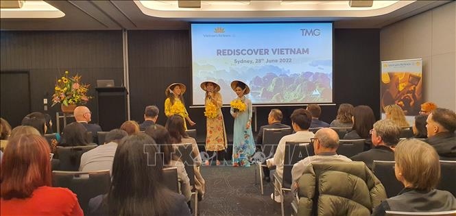 Vietnamese firms promote trade and tourism in Australia